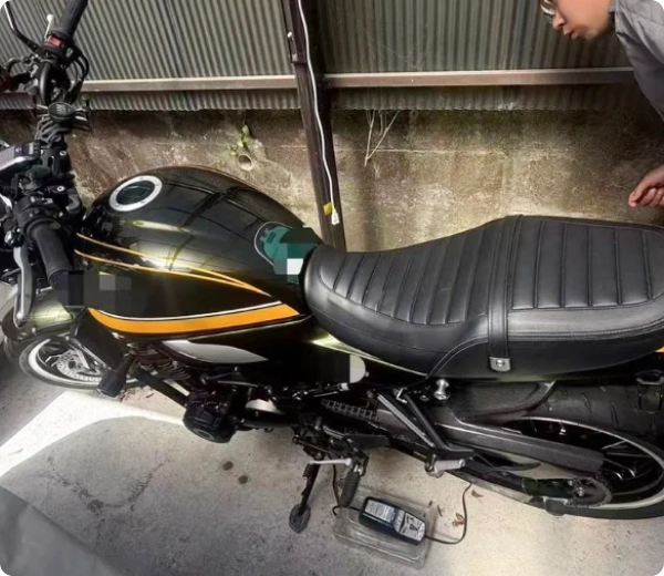 買取実績：カワサキ（Kawasaki）Z900RSと思われる大型バイク。買取価格800,000円