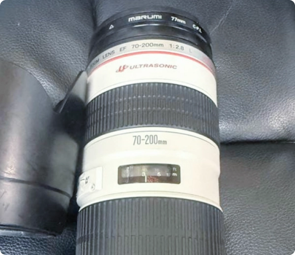 買取実績：キヤノン（Canon）の望遠ズームレンズ EF 70-200mm f/2.8L IS USM。買取価格20,000円